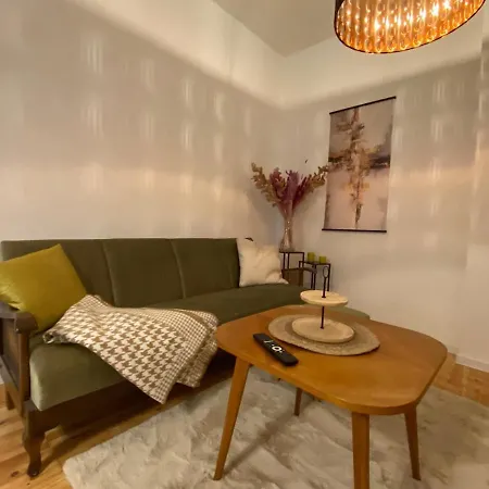 2-room Near Rotkreuzplatz, Oktoberfest, Prime Location, 2 People Apartment